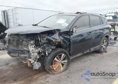 2017 Toyota Rav4 Xle z USA, uszkodzony, nr VIN JTMWFREV6HJ114933